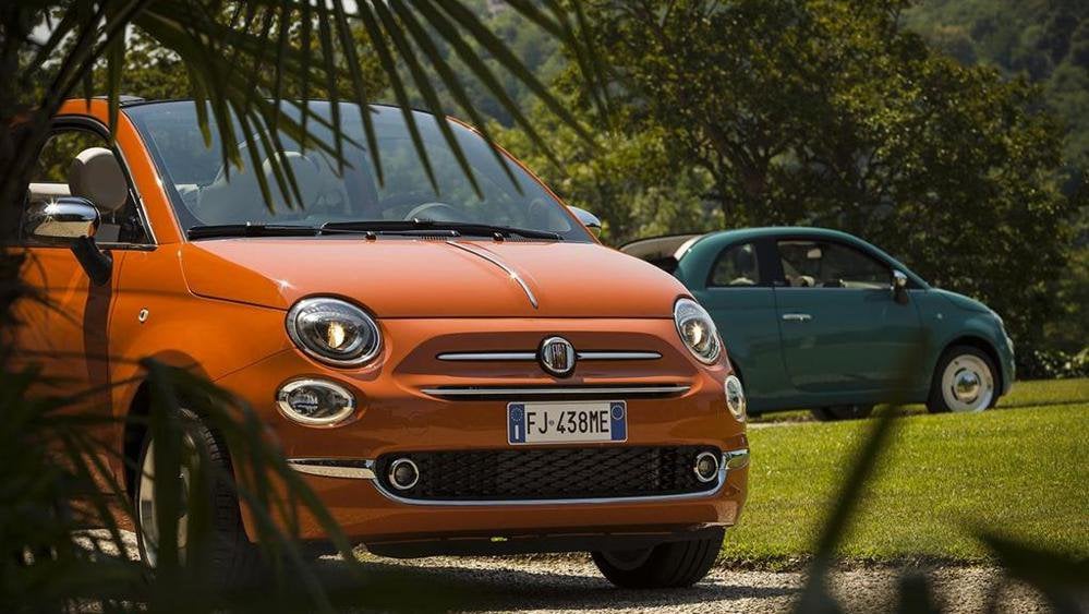 Due nuovi colori, verde e arancio, per celebrare i 60 anni della Fiat 500.